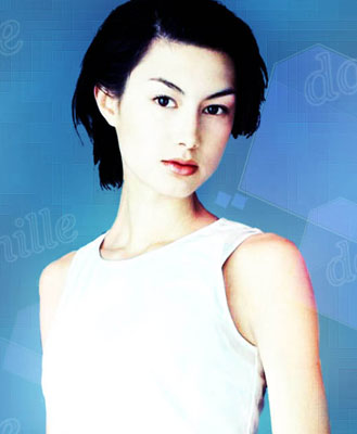 玉兰油广告女主角_玉兰油广告混血模特丹尼尔图片
