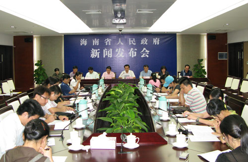 gdp增速_2019上半年海南gdp(2)