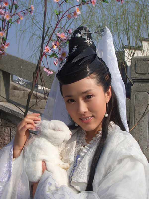 颜丹晨版嫦娥