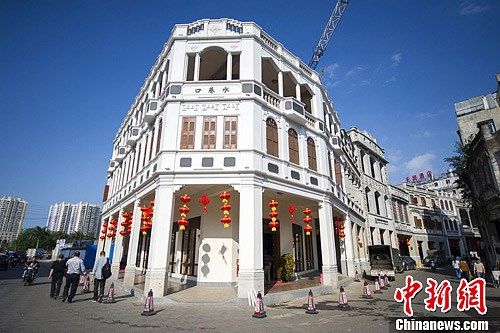 友谊商场,华侨大厦,泰龙城,海口公园北门,市一中,友谊商场,海口公园