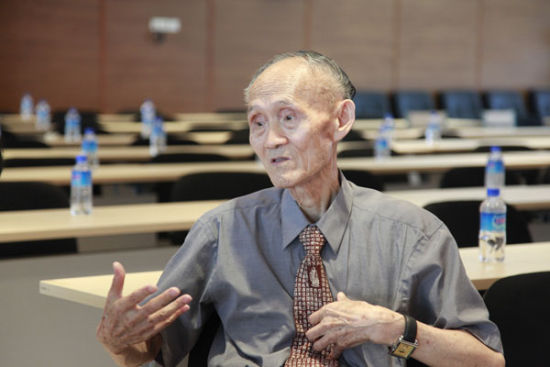 感动中国人物高秉涵海口分享其孝善忠心得