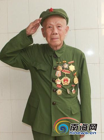 参加抗战阅兵老战士:荣誉属于海南全体抗战老兵