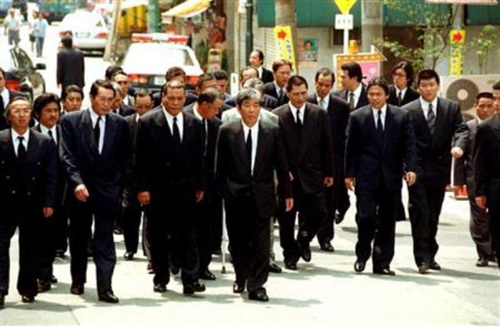 解密日本黑帮:"仁义"文化与暴力犯罪交织(图)