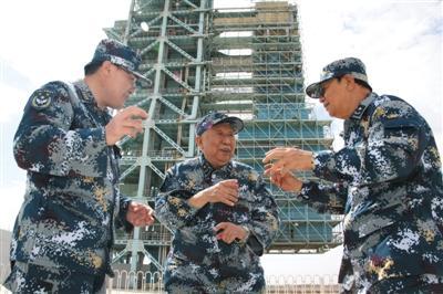 词作家阎肃病重昏迷 曾创作 敢问路在何方 等名