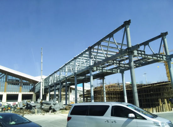 三亚凤凰机场三期改扩建工程实行通宵作业