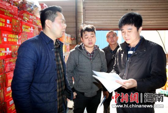 海南警方破获一起假冒椰岛公司注册商标案(图