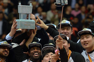 四川男篮 三年夺冠 堪称奇迹 三外援 功不可没