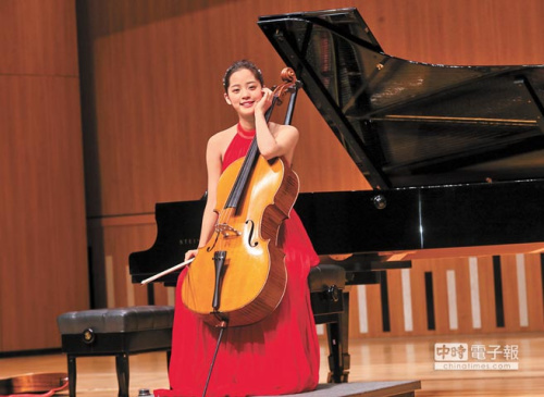 欧阳娜娜演技遭炮轰 回应:难过2天就想开了(图)