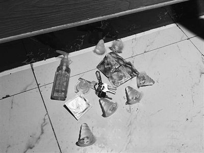 海口一 果冻 色情按摩店被端 8名男女被抓获(图