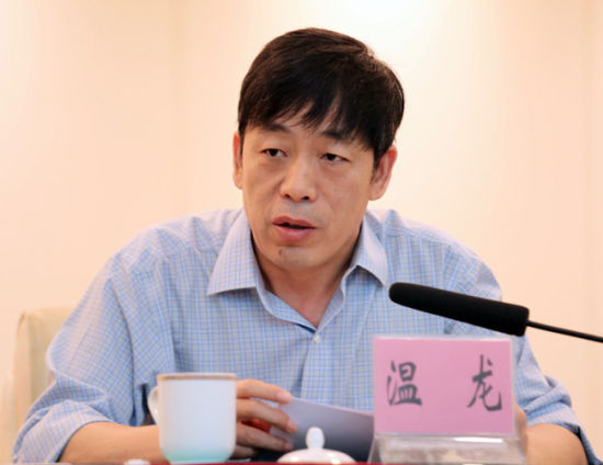 突出一条主线 围绕"四个着力"讲好儋州故事