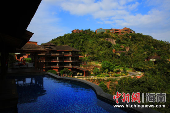 马来西亚海南会馆联合会考察亚龙湾热带天堂