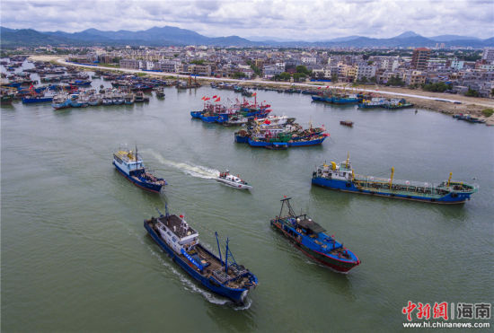 南海最严伏季休渔结束 海南渔民出海盼丰收