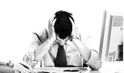 头痛头晕?不明原因头痛最好做详细检查