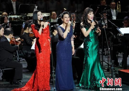 54位老中青三代歌唱家共登台纪念中国声乐泰