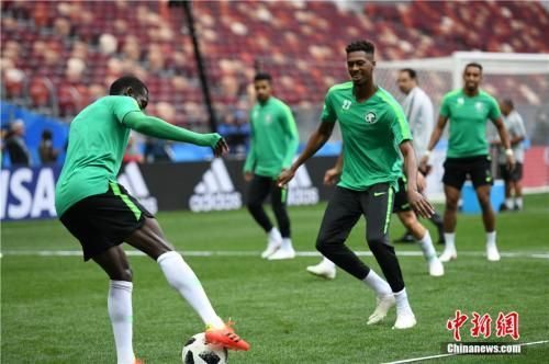 亚洲足球首次亮相世界杯揭幕战 沙特要虎口拔