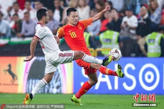 中国队前锋郜林在和伊朗的比赛中，曾经的小郜也已经32岁了。图片来源：Osports全体育图片社