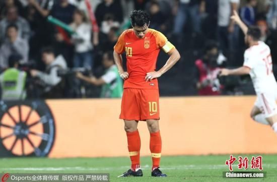38岁的队长郑智在和伊朗队的比赛中，赛后他宣布这可能是自己最后一场国家队比赛。图片来源：Osports全体育图片社