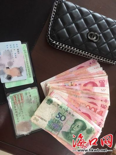 乘客6千多元现金掉车上 一出租车司机拾金不昧获赞