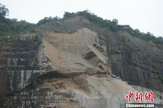 天马村人口_天马行空图片(3)