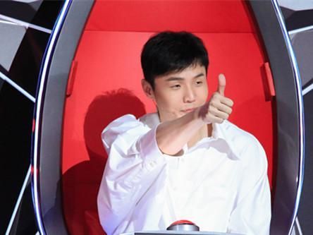 《中国好声音》新晋导师开启"封麦"大战