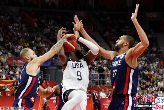 9月11日，在刚结束的2019年男篮世界杯四分之一决赛中，美国男篮79：89不敌法国队遭到淘汰。这是他们自2006年以来，世界大赛正式比赛中的首场失利。