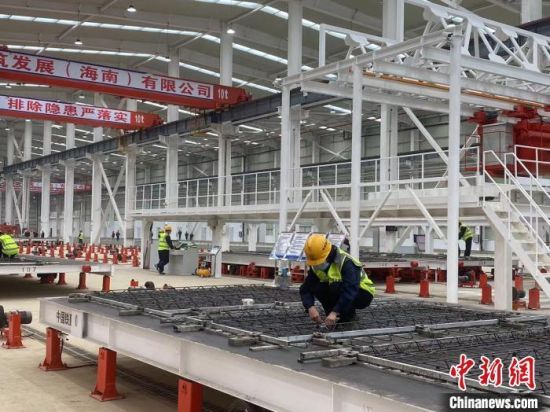中国铁建在海南省首个绿色建筑产业园29日竣工。　王子谦　摄