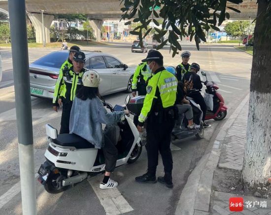 陵水交警在整治交通乱象