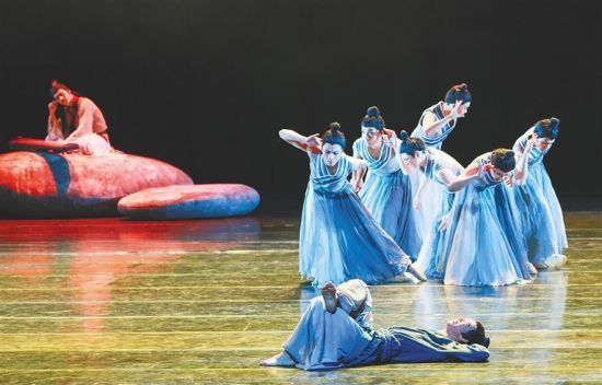 一月十七日，舞剧《伯牙绝弦》在海南省歌舞剧院上演。本报记者 李天平 摄