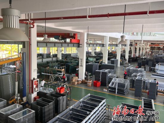 派成铝业公司生产车间