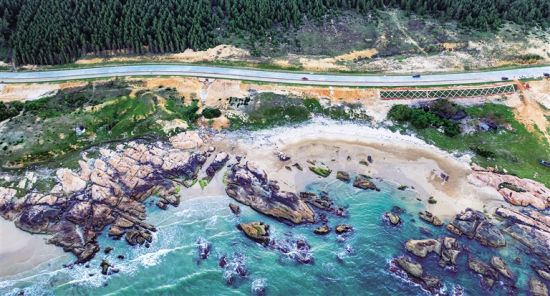 海南环岛旅游公路文昌段建设项目稳步推进