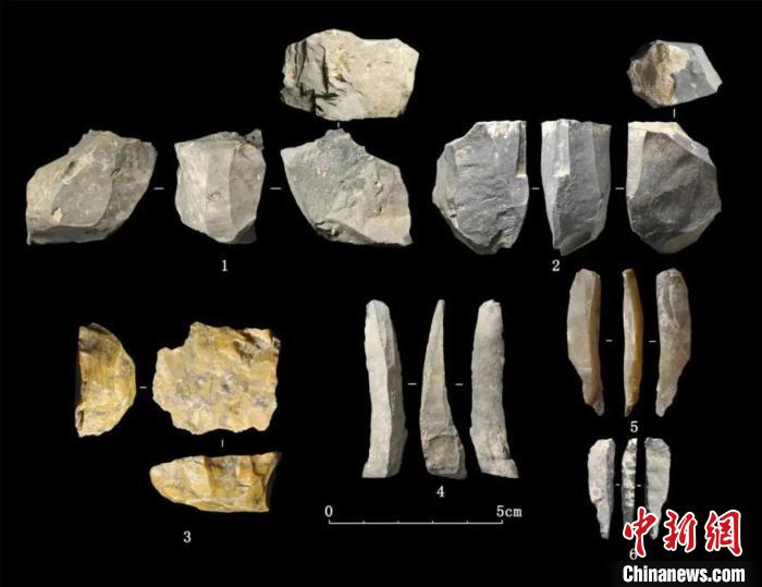 图为张家口市阳原县泥河湾新庙庄遗址出土遗物。　河北省文物考古研究院供图