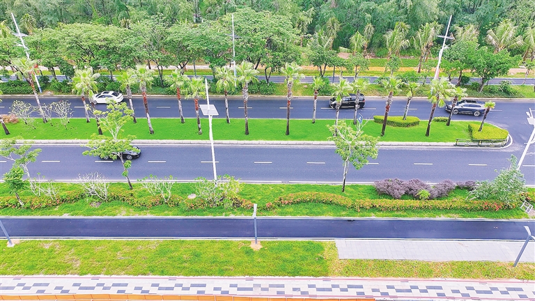 三亚海棠南北路提质改造工程近日完工,向市民游客开放。施工方供图