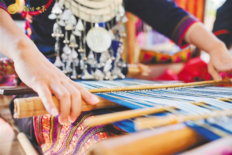 黎族传统纺染织绣技艺于2024年12月列入《人类非物质文化遗产代表作名录》。资料图