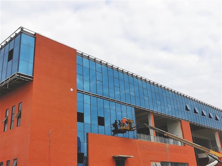 �Ͳ���ͬ��ҵ԰����ơ�ƣ����ϣ����𹤳���һ�ڣ���Ŀʩ���ֳ��������ձ�ȫý����� ��ع�� ��