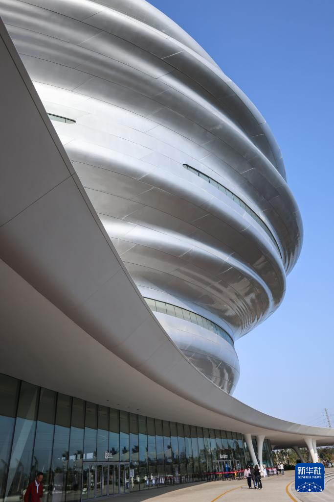 这是1月15日拍摄的海南科技馆(无人机照片)。新华社记者 张丽芸 摄