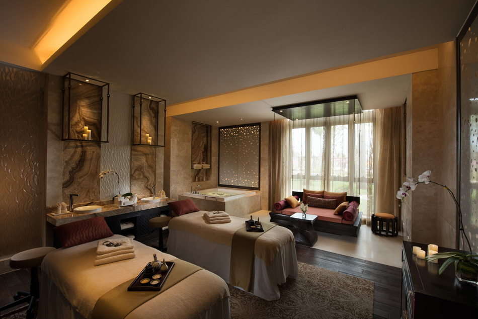 海口鲁能希尔顿酒店 远离城市喧嚣的美丽花园