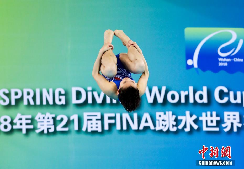 跳水世界杯女子10米台 14岁小将张家齐力压任