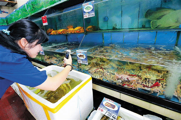 在三亚 扫一扫就知道海鲜价格