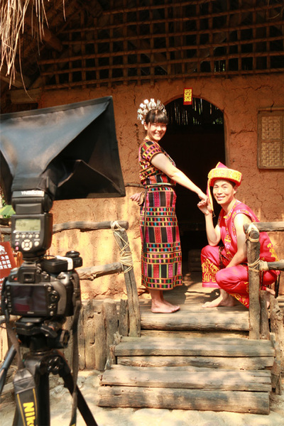 《搭车去结婚》邂逅槟榔谷 披上最纯美黎族婚