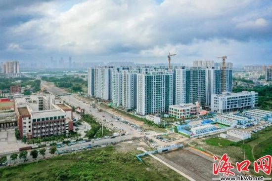 电白雅居项目现场。(海口江东新区管理局供图)