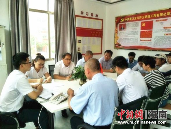 对标管理 龙华环卫坚决打赢公厕保洁攻坚战