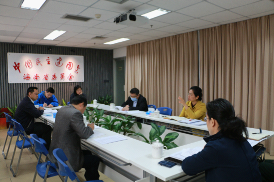 民建省委会:12月24日,省政协副主席,民建省委会主委蒙晓灵主持召开