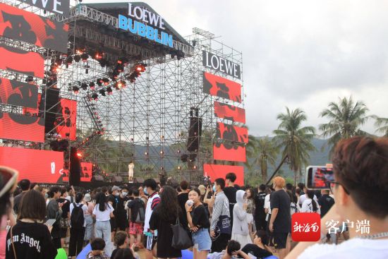 多图!看万宁日月湾m_dsk音乐节有多燃