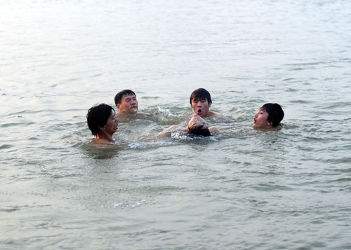 琼海万泉河大坝又现悲剧,19岁小伙溺水身亡