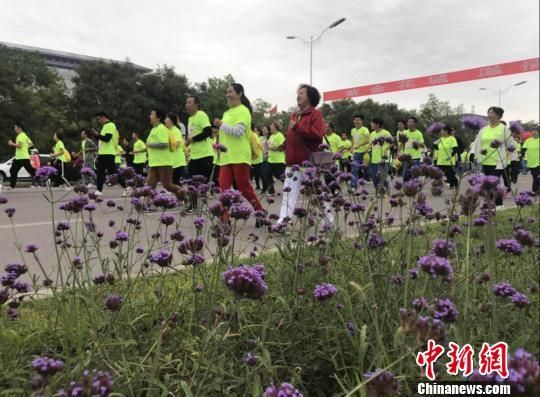9月2日，“2018年金昌国际马拉松赛”在“西部花城”甘肃金昌市举行。(资料图) 艾庆龙 摄