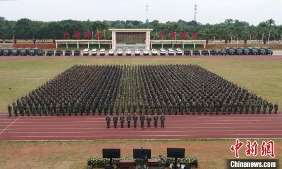  武警海南总队举行2021年度开训动员大会现场。　雷辙　摄