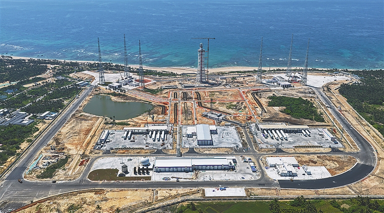 7月24日,从空中俯瞰海南商业航天发射场二期发射区。新华社发