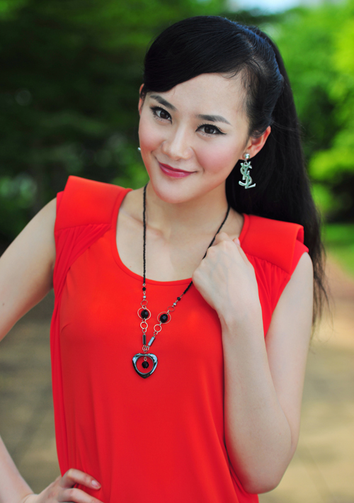 孙婷婷_孙婷婷图片-万县网