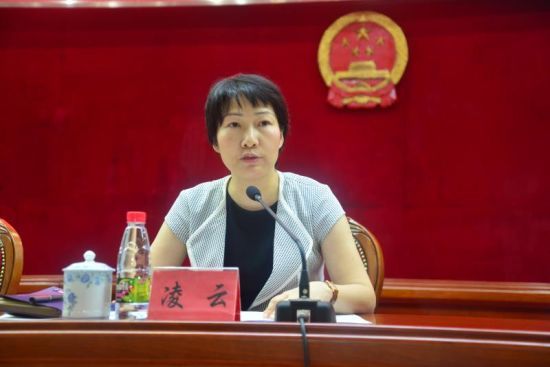 7月21日,海口龙华区召开打赢脱贫攻坚战指挥部市,区两级结对帮扶责任
